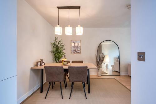 เซ็นทรัล เบลฟาสต์ อพาร์ตเมนต์: วิกตอเรีย (Central Belfast Apartments: Victoria) in แซนดี โรว์ แอเรีย