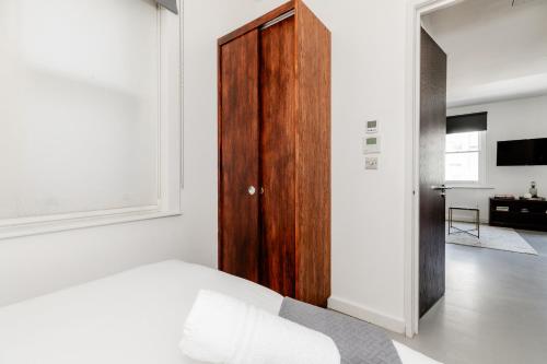 B’Shan Apartments - image 2