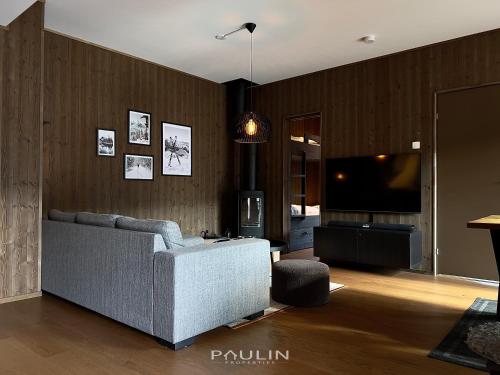 Lindvallen Ski Resort Pool and Padel - Sauna - 6 Guests - Pet Friendly in Salen