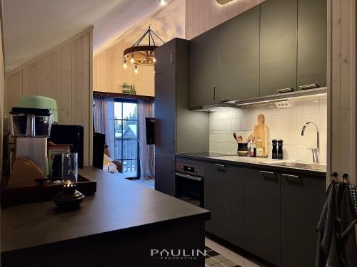 Lindvallen Ski Resort Pool and Padel - Sauna - 7 Guests in Salen