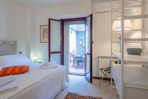 Boutique House Bonaria, Ac, Wifi, La Spezia - Apartment