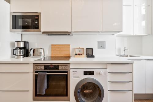120 sqm Historic Design Apartment Savignyplatz near Ku'damm, Berlin (zdjęcie 9)
