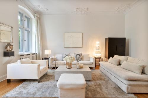 120 sqm Historic Design Apartment Savignyplatz near Ku'damm, Berlin (zdjęcie 3)