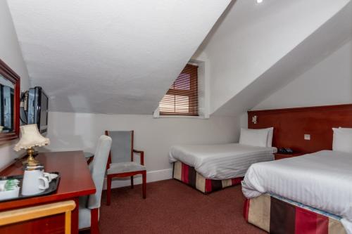 Twin room, economy