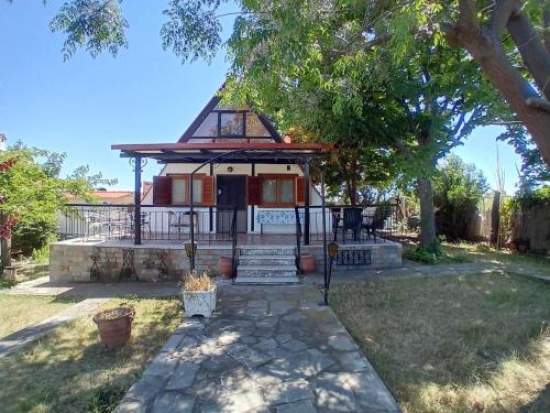 Jeni's cottage, Nea Iraklia