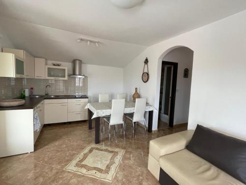 Stylish Summer Home, Lukovo Croatia in Lukovo