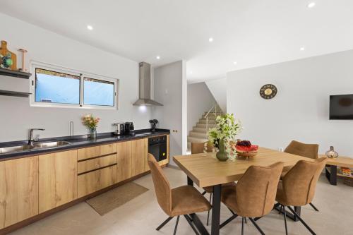 Instalaciones, Casa Tortuga in Tera Kora