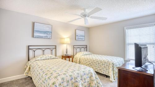 Three-Bedroom House image 10
