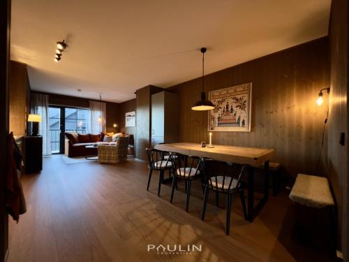 Lindvallen Ski Resort Pool and Padel - Sauna - 6 Guests near Lammet & Grisen