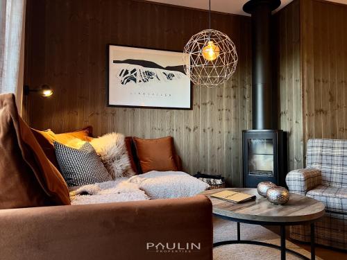 Lindvallen Ski Resort Pool and Padel - Sauna - 6 Guests near Lammet & Grisen