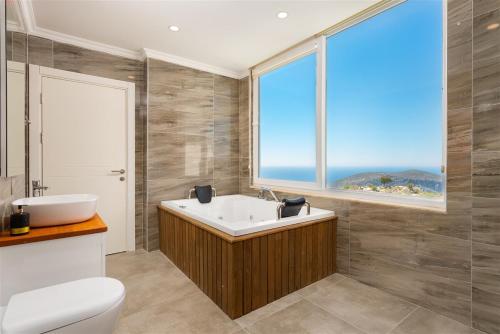 villa kayras-1 in ساريبيلين