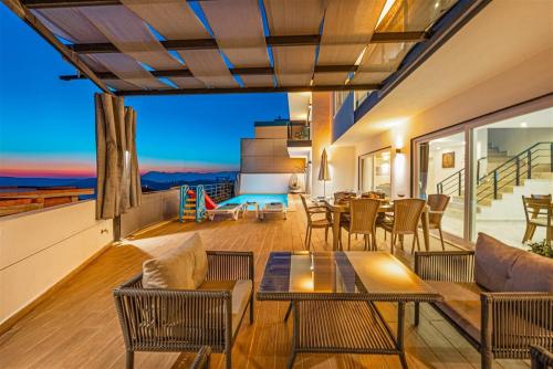 villa kayras-1 in ساريبيلين