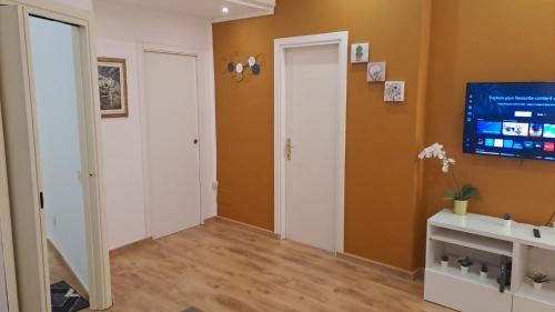 Appia Avenue 639 3