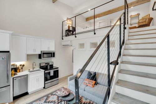 Marigny Hideaway Across From French Quarter