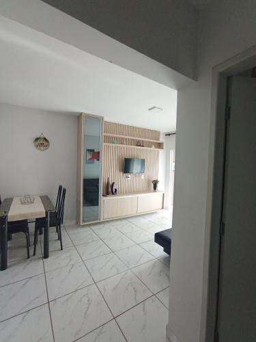 Kitchen, Confortavel Apto de 2 Quartos - Lagoa Quente in St. Lagoa Quente