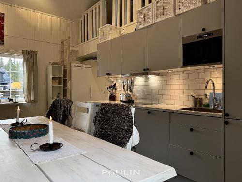 Lindvallen Ski Resort - Sauna - 4 Guests - Pet Friendly in Salen