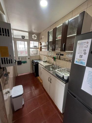 One-Bedroom Apartment image 2