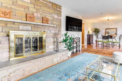 6 Mi to Downtown Vancouver: Peaceful Home w/ Deck in Hazel Dell North (WA)