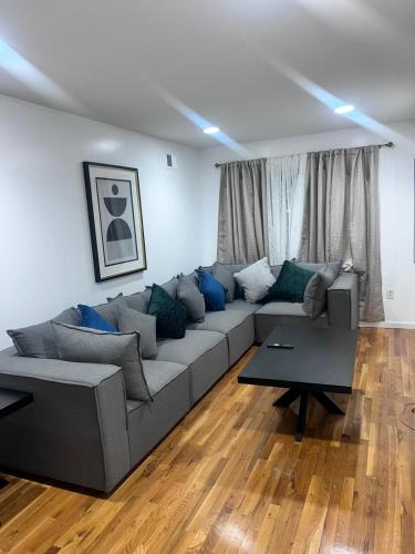 Urban beautiful home Jersey City 15 mins from NYC 15 mins from Newark airport