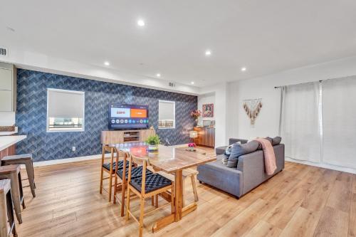 Luxurious Townhome W/3 Master Suites gated Parking, Los Angeles (fotografie 5)