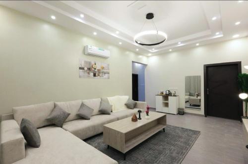 غرفتين وصاله بطابع هادئ وأنيق, Abha