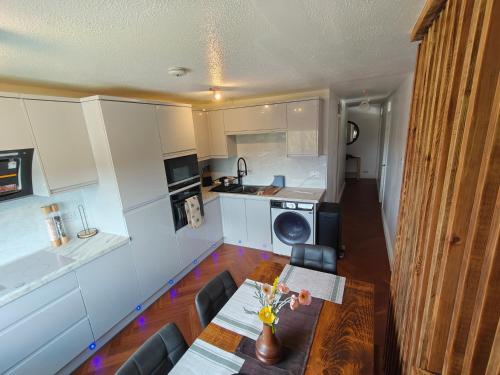 Modern 2 Bed Flat - Glasgow