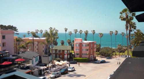 Cormorant Boutique Hotel - image 12