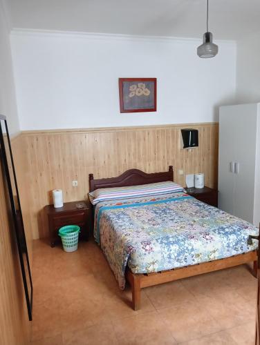 Pensión Antequera (Pension Antequera) in 梅利利亞