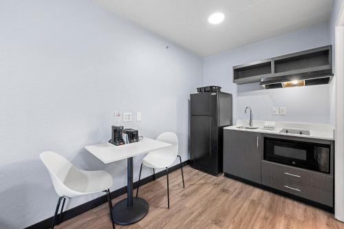 Studio6 Roswell, GA - Atlanta in รอสเวลล์ (GA)