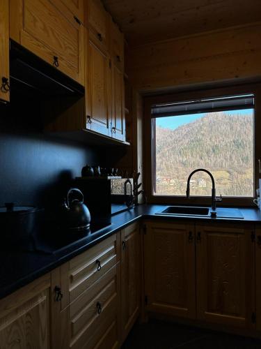Mountain View Cottage