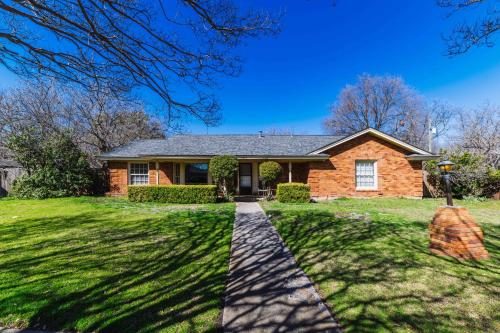 White Rock Estate in Dallas, USA