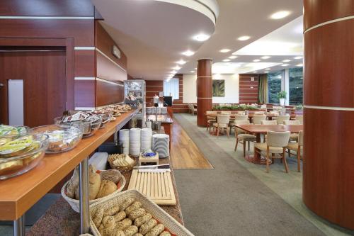 Restaurant, Horsky hotel Montana in Spindleruv Mlyn