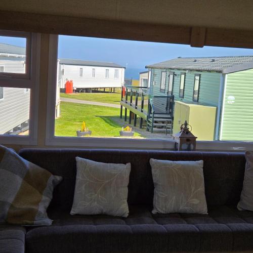 Thornwick bay- xantus grange 60 3