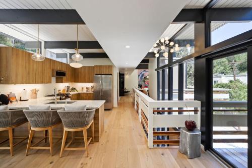 New Listing Architectural Villa by Colby & Conrad, Los Angeles (fotografie 5)