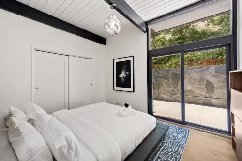 New Listing Architectural Villa by Colby & Conrad, Los Angeles (fotografie 7)