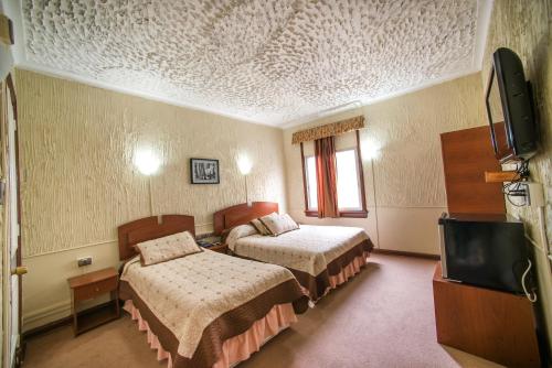 Hotel Sahara Inn in Santiago