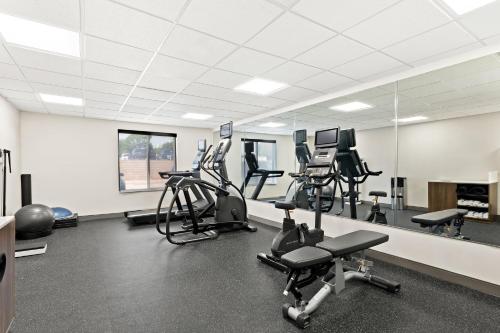 Holiday Inn Express & Suites Perry By IHG - 피트니스 센터