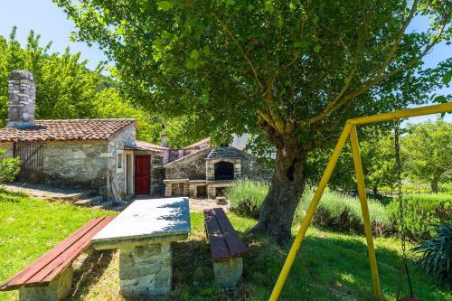 Dārzs, Cottage in green Istria in Kozljak