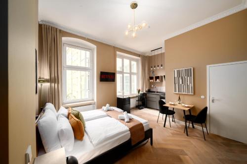 Homely Berlin - Heritage Studio , Kingsize Bed , Kitchen , WiFi, Berlín