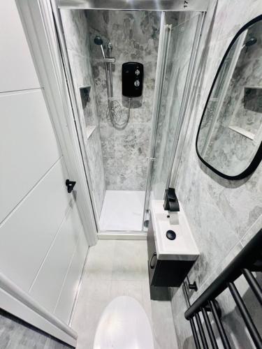 Luxury studios central London, perfect spot for tourists 2