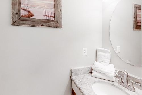 Lei Lani Tower by Meyer Vacation Rentals - main image