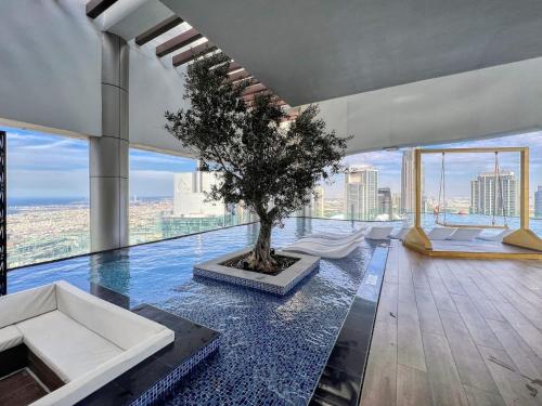Luxury Apartment burj khalifa & city view - image 8