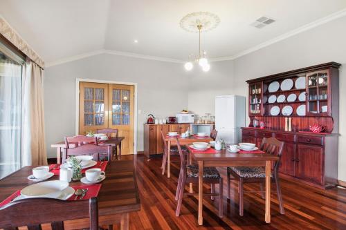 Facilities, Shambhala Guest House in Bridgetown