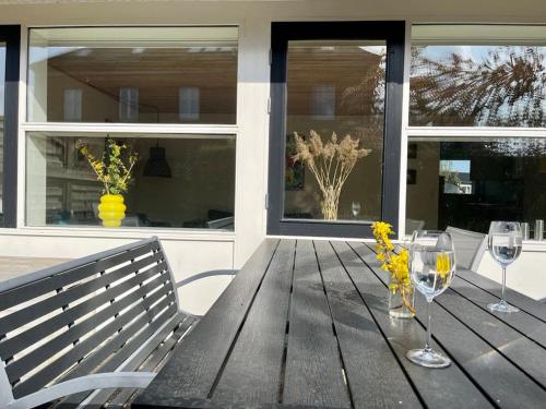 140 modern m2 in quiet neighborhood with lovely courtyard in Kjellerup