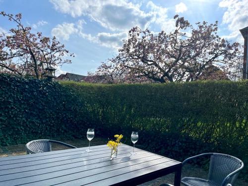 140 modern m2 in quiet neighborhood with lovely courtyard in Kjellerup