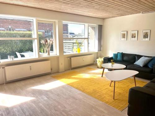 140 modern m2 in quiet neighborhood with lovely courtyard in Kjellerup