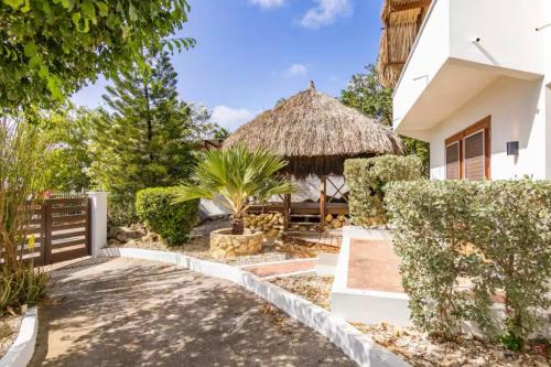 外觀, Beautiful villa in Willemstad, Curazao in 方滕