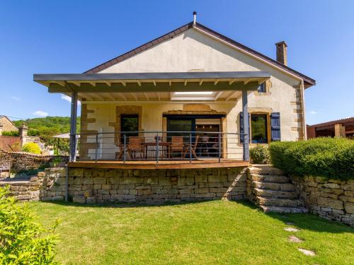 Maison de charme à la campagne avec terrasse et grand espace extérieur - FR-1-585-76 gîte à louer La Cambuse