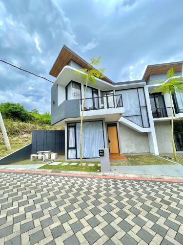 Bara Villa Batu Syariah in 瑪琅