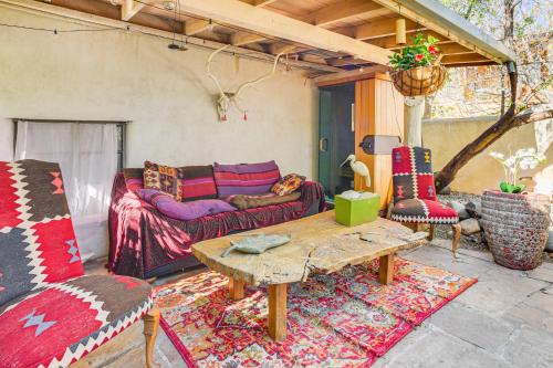 Centrally Located Santa Fe Studio Near Town! in Santa Fe, USA